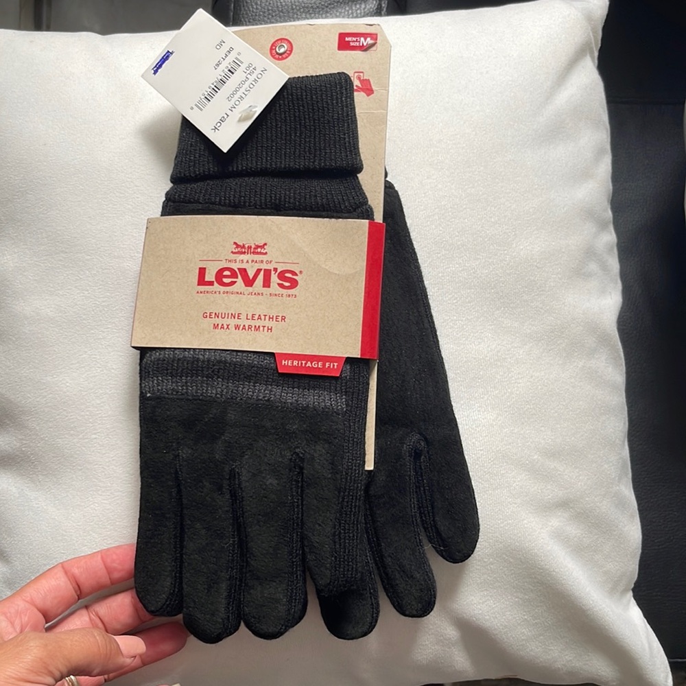 Levis genuine leather max warmth